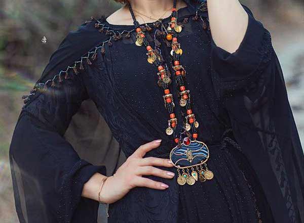 لباس کردی مشکی طلایی + مجموعه ای از قشنگ ترین و زیباترین مدل های لباس کردی زنانه