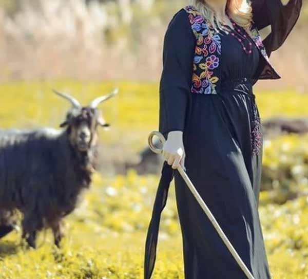 لباس کردی مشکی طلایی + مجموعه ای از قشنگ ترین و زیباترین مدل های لباس کردی زنانه