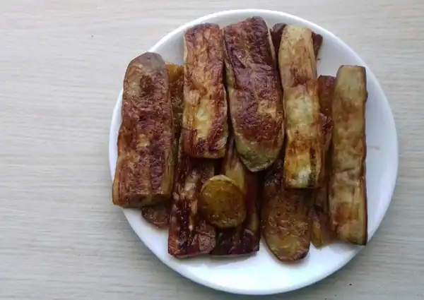 تعبیر خواب بادمجان سرخ شده + برای زن متاهل و باردار و دختر مجرد