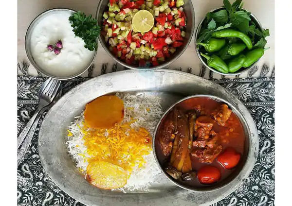 تعبیر خواب خورشت بادمجان + برای زن متاهل و باردار و دختر مجرد