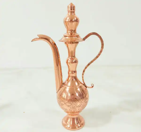 تعبیر خواب گلاب پاش + برای زن متاهل و باردار و دختر مجرد