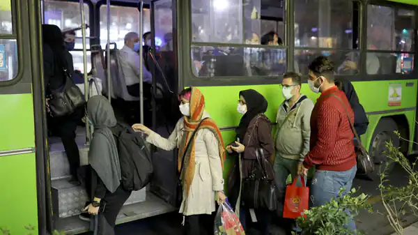 تعبیر خواب اتوبوس شلوغ + برای زن متاهل و باردار و دختر مجرد