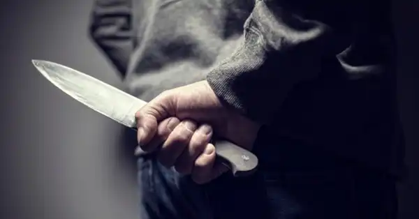 تعبیر خواب چاقو خوردن به پهلو برای زن متاهل و باردار و دختر مجرد