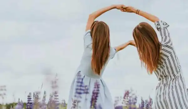 تعبیر خواب دختر خاله + برای زن متاهل و باردار و دختر مجرد