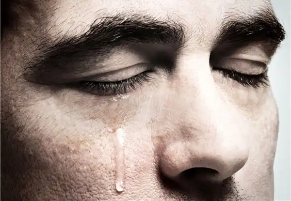 تعبیر خواب گریه از نظر حضرت یوسف برای زن متاهل و باردار و دختر مجرد