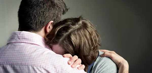 تعبیر خواب گریه و زاری شدید برای زن متاهل و باردار و دختر مجرد