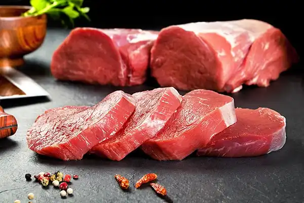 تعبیر خواب گوشت قرمز + برای زن متاهل و باردار و دختر مجرد