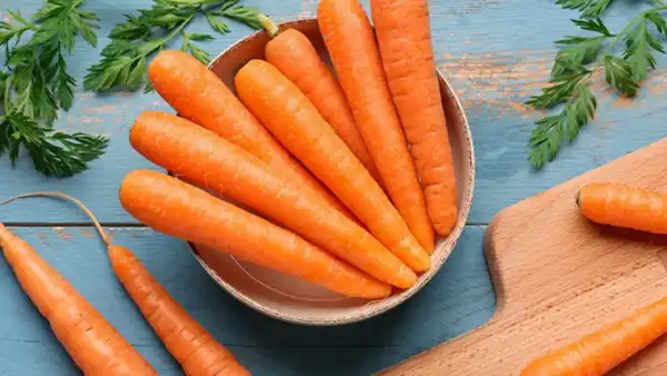 تعبیر خواب هویج خام + برای زن متاهل و باردار و دختر مجرد