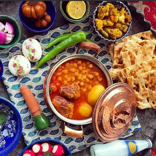 تعبیر خواب خوردن تلیت آبگوشت + برای زن متاهل و باردار و دختر مجرد