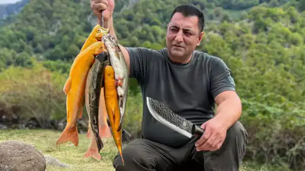 تعبیر خواب ماهی گرفتن با دست از رودخانه + برای زن متاهل و باردار و دختر مجرد