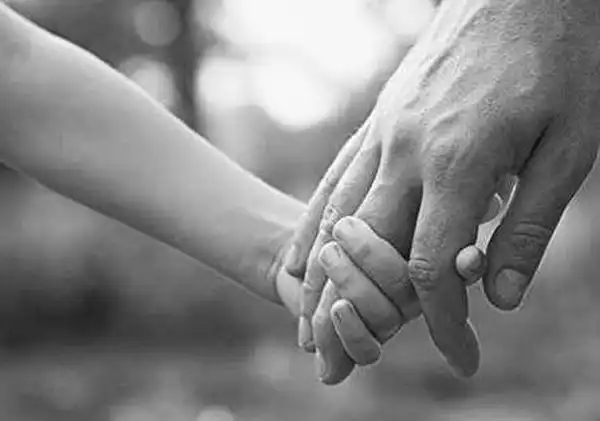 تعبیر خواب پدر فوت شده + برای زن متاهل و باردار و دختر مجرد