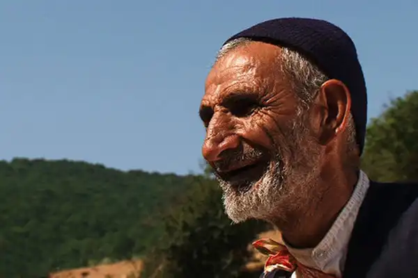 تعبیر خواب پیرمرد مرده + برای زن متاهل و باردار و دختر مجرد