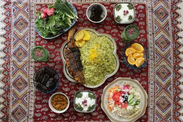 تعبیر خواب سفره غذا + برای زن متاهل و باردار و دختر مجرد