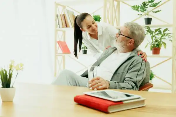 تعبیر خواب پدر شوهر چیست + برای زن متاهل و باردار و دختر مجرد