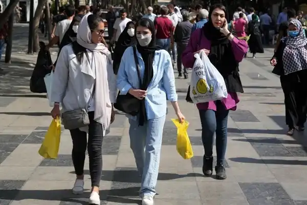 تعبیر خواب زنان بی حجاب + برای زن متاهل و باردار و دختر مجرد