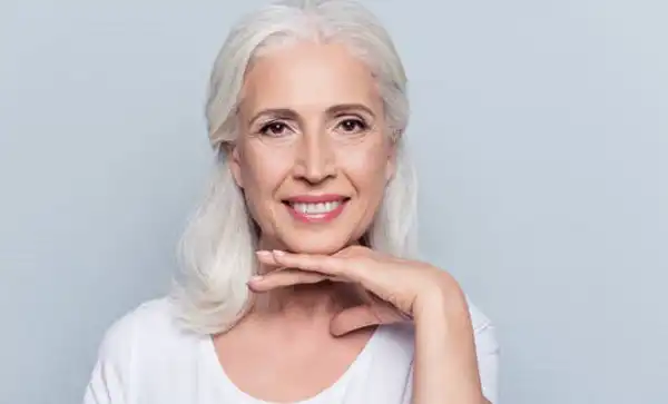 تعبیر خواب زن پیر + برای زن متاهل و باردار و دختر مجرد