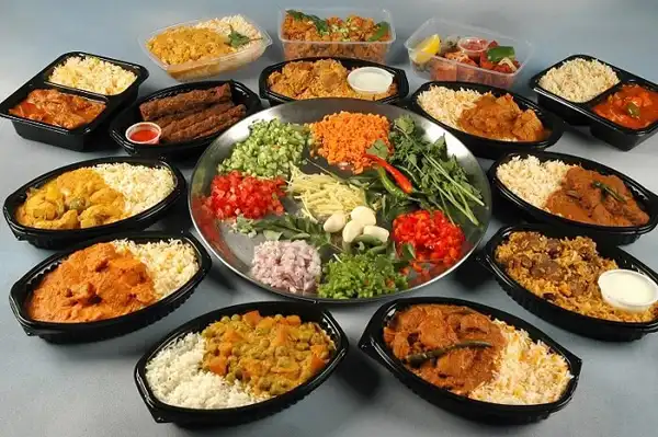 تعبیر خواب ظرف پر از غذا + برای زن متاهل و باردار و دختر مجرد