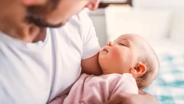 تعبیر خواب زایمان مرد + برای زن متاهل و باردار و دختر مجرد