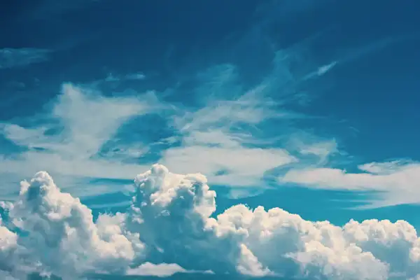 تعبیر خواب آسمان ابری + برای زن متاهل و باردار و دختر مجرد