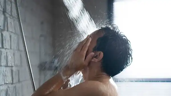 تعبیر غسل جمعه در خواب + برای زن متاهل و باردار و دختر مجرد