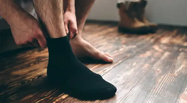 تعبیر خواب خرید جوراب مردانه + برای زن متاهل و باردار و دختر مجرد