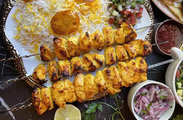 تعبیر خواب خوردن جوجه کباب + برای زن متاهل و باردار و دختر مجرد