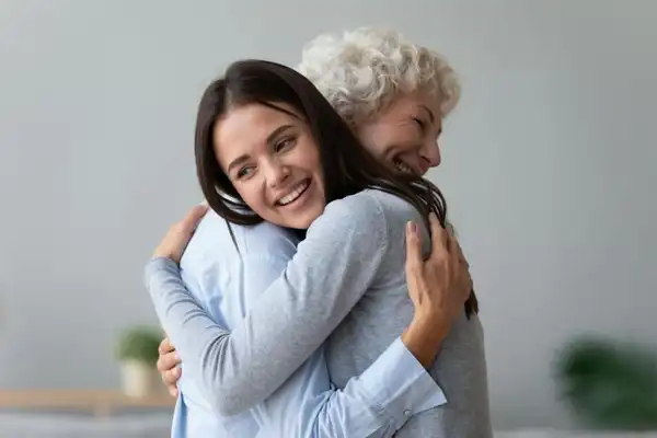 تعبیر خواب مادر معشوق + برای زن متاهل و باردار و دختر مجرد