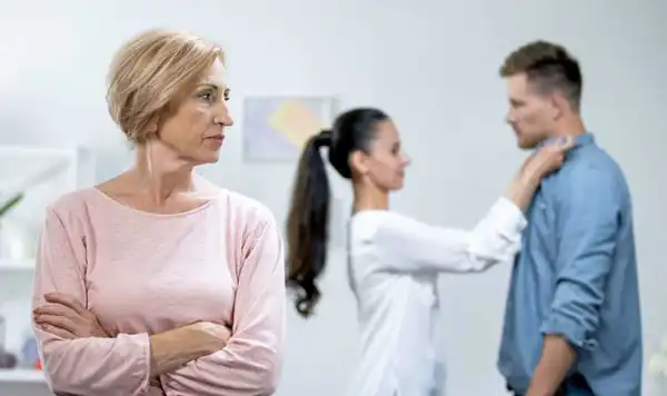 تعبیر خواب مادر زن چیست + برای زن متاهل و باردار و دختر مجرد