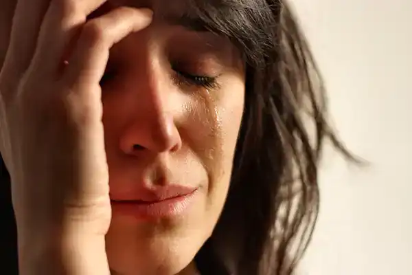 تعبیر خواب زجر کشیدن + برای زن متاهل و باردار و دختر مجرد