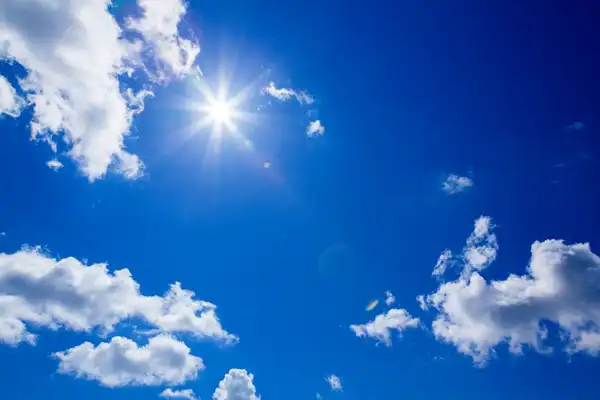 تعبیر خواب آسمان آبی رنگ + برای زن متاهل و باردار و دختر مجرد