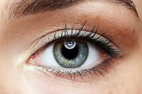 تعبیر خواب چشم مرده + برای زن متاهل و باردار و دختر مجرد