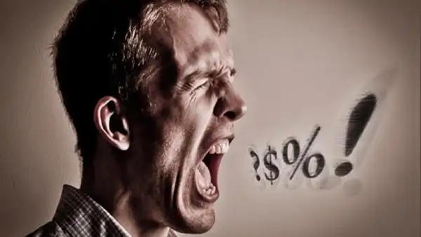 تعبیر خواب فحش شنیدن + برای زن متاهل و باردار و دختر مجرد