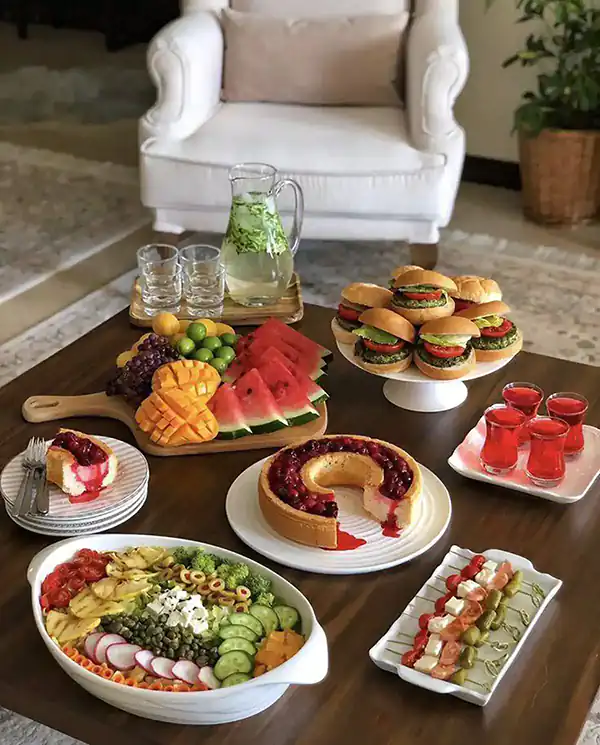 مدل میز پذیرایی جدید + جدید ترین مدل های میز پذیرایی مخصوص خانه های اعیانی