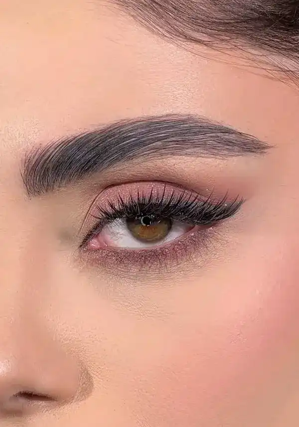 سایه چشم زیبا و خاص + با این مدل های جذاب شیک تر بنظر میرسید