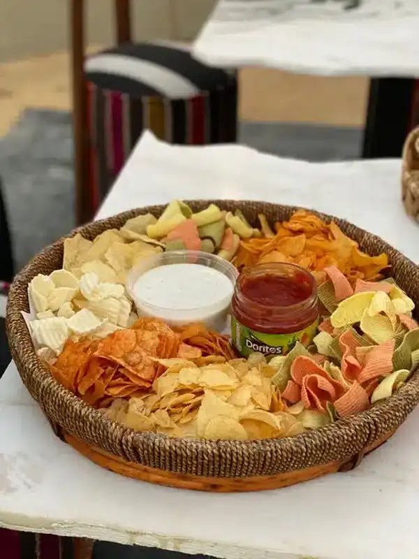 چند مدل سینی مزه + استفاده از تنقلات متنوع برای سینی مزه مناسب دورهمی ها