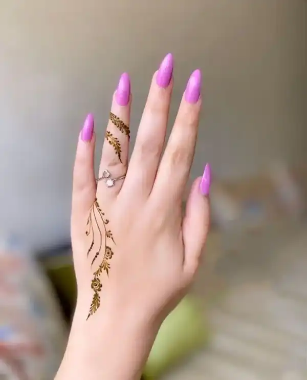 مدل حنا ساده و شیک + جدیدترین و دیدنی ترین طرح های حنا 