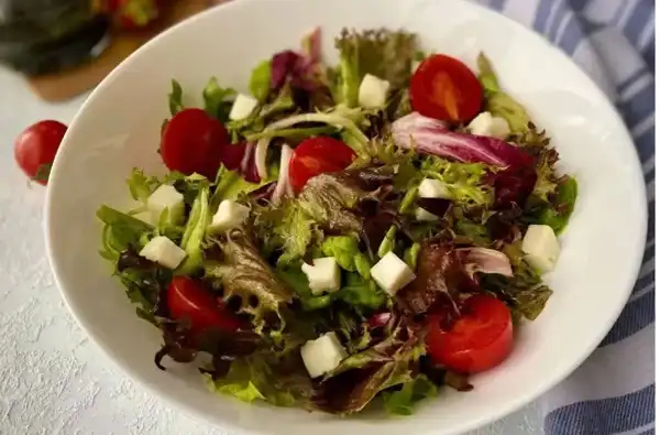 مدل سالاد با کاهو فرانسوی + ایده های خلاقانه و جذاب برای تزیین سالاد